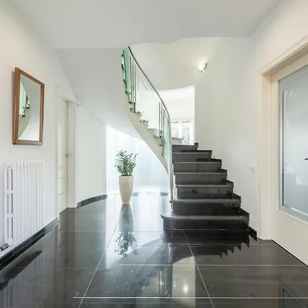 Villa Finca Tramuntana Castelldefels